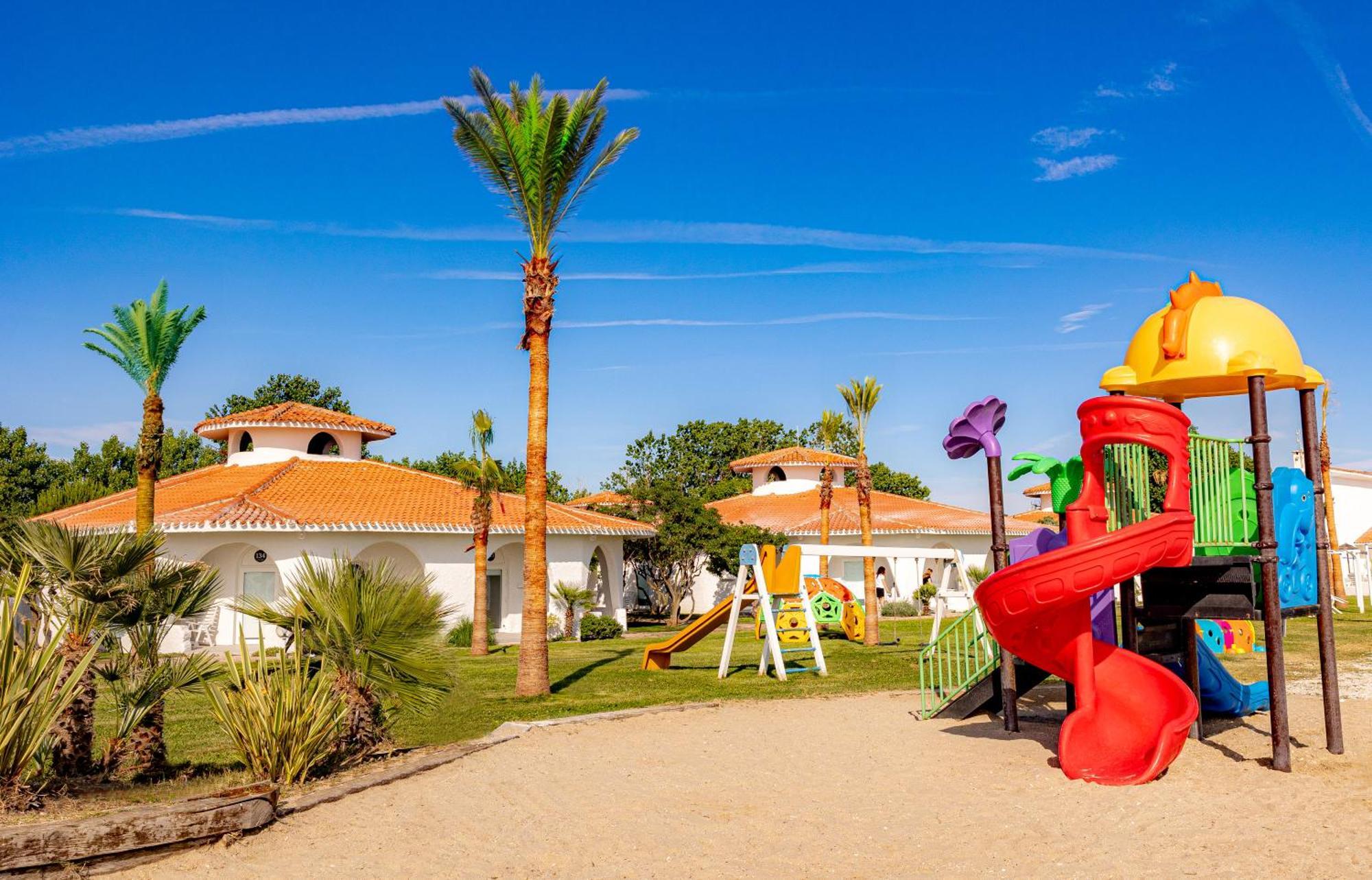 Cala Nostra Resort Марота Екстериор снимка