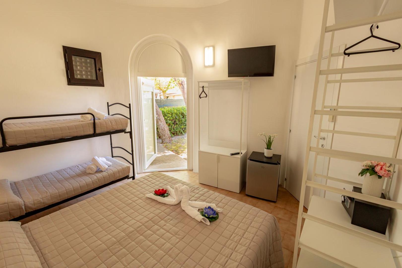 Cala Nostra Resort Марота Екстериор снимка